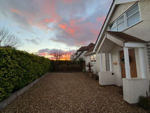 Photo 27- click for photo gallery